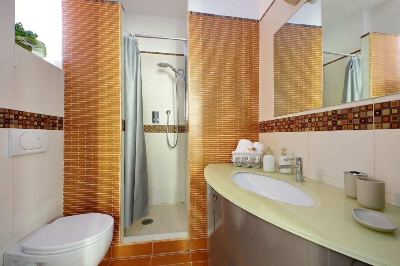 Luxury Apartment Vaticano-S'Peter Basilica - Netflix Wifi - Aircond Roma Eksteriør bilde