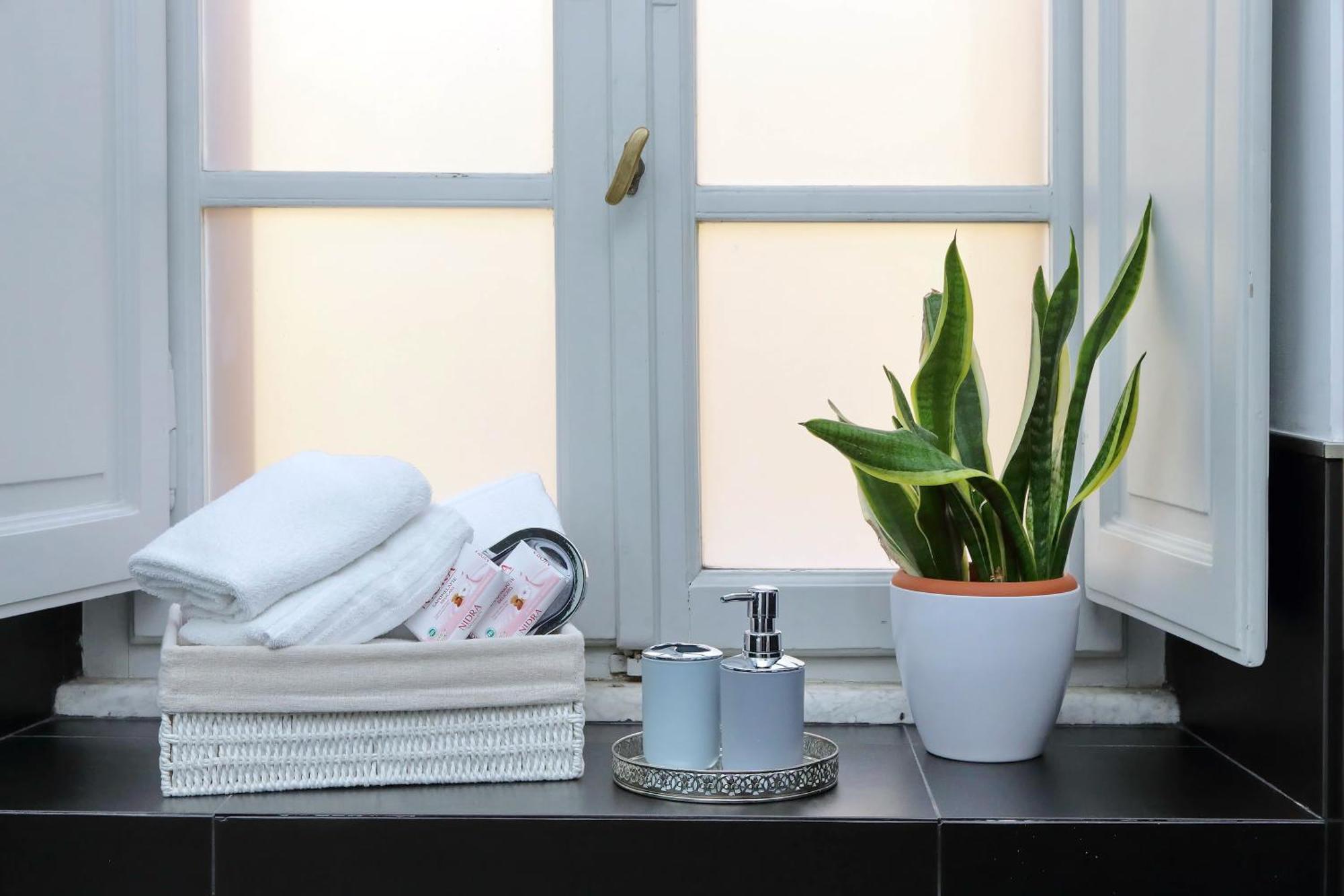Luxury Apartment Vaticano-S'Peter Basilica - Netflix Wifi - Aircond Roma Eksteriør bilde